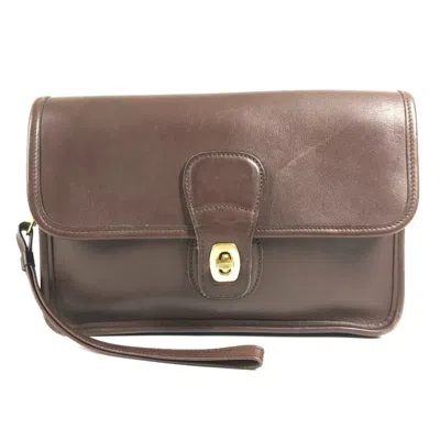 Pre-owned Coach Brown Leather Clutch Bag ()