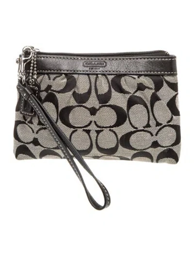Pre-owned Coach Canvas Clutch In Gray