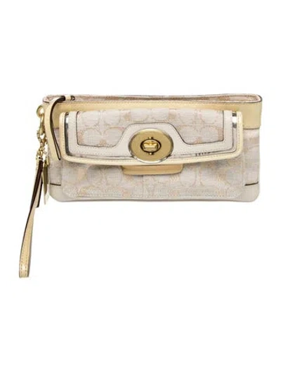 Pre-owned Coach Canvas Clutch In Neutral
