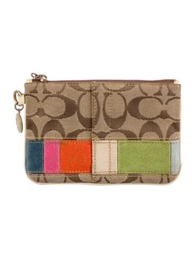 Pre-owned Coach Canvas Clutch In Neutral