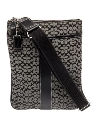 Pre-owned Coach Canvas Messenger Bag In Black