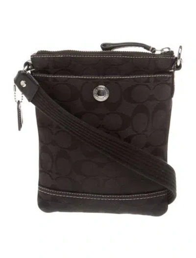 Pre-owned Coach Canvas Messenger Bag In Black
