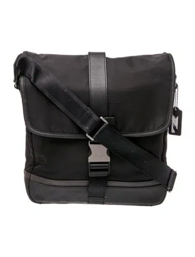 Pre-owned Coach Canvas Messenger Bag In Black