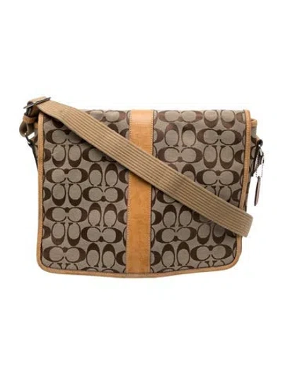 Pre-owned Coach Canvas Messenger Bag In Neutral