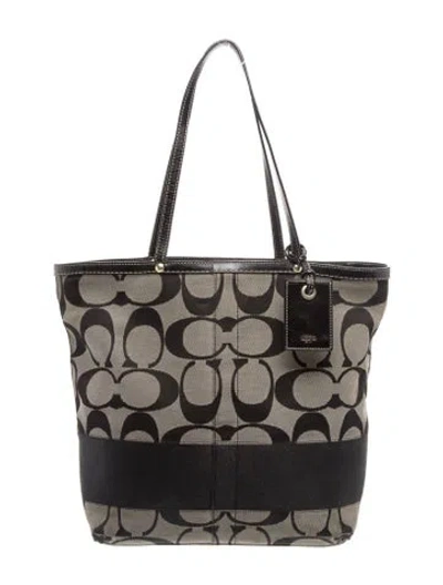 Pre-owned Coach Canvas Shoulder Bag
