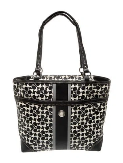Pre-owned Coach Canvas Shoulder Bag In Black