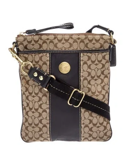 Pre-owned Coach Canvas Shoulder Bag In Brown