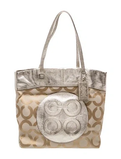 Pre-owned Coach Canvas Shoulder Bag In Brown