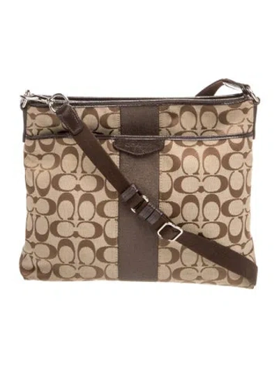 Pre-owned Coach Canvas Shoulder Bag In Brown