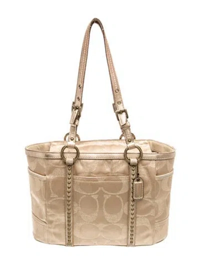 Pre-owned Coach Canvas Shoulder Bag In Neutral