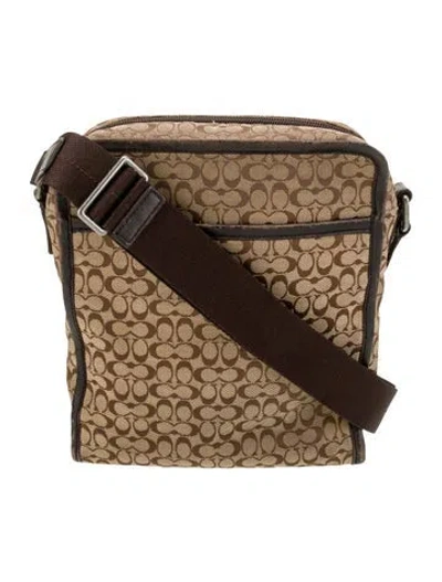 Pre-owned Coach Canvas Shoulder Bag In Neutral