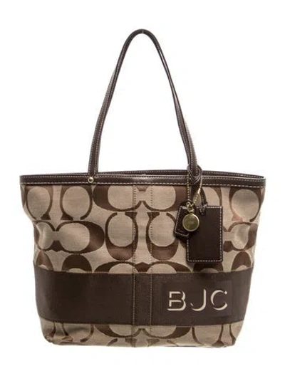 Pre-owned Coach Canvas Shoulder Bag In Neutrals