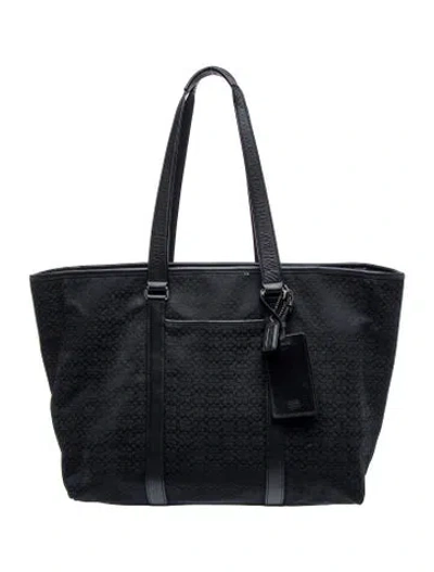 Pre-owned Coach Canvas Tote In Black