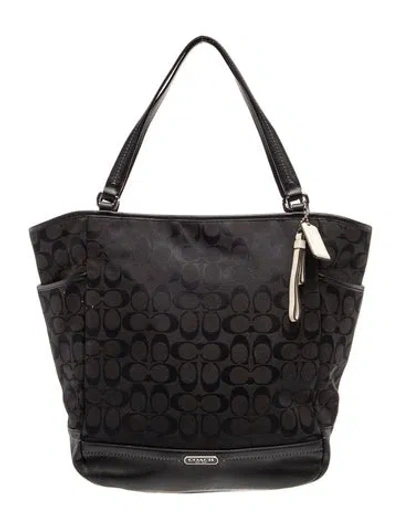 Pre-owned Coach Canvas Tote In Black