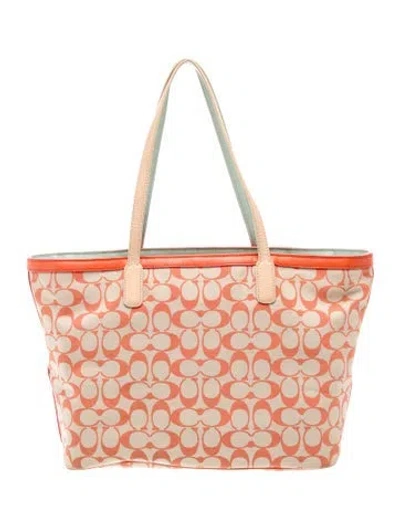 Pre-owned Coach Canvas Tote In Neutrals