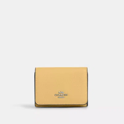 Coach Card Holder Wallet In Signature Canvas In Yellow