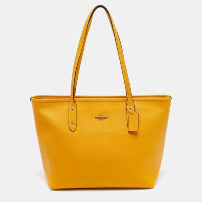 Pre-owned Coach City Yellow Leather Zip Shopper Tote