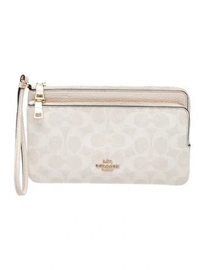 Pre-owned Coach Clutch