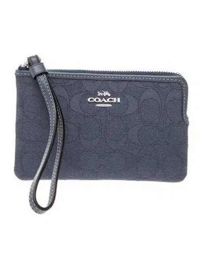 Pre-owned Coach Clutch In Blue