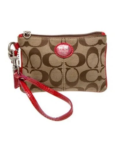 Pre-owned Coach Clutch In Brown