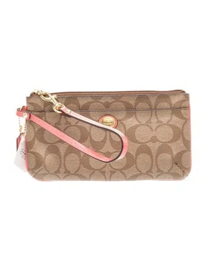Pre-owned Coach Clutch In Brown