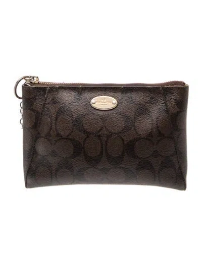 Pre-owned Coach Clutch In Brown