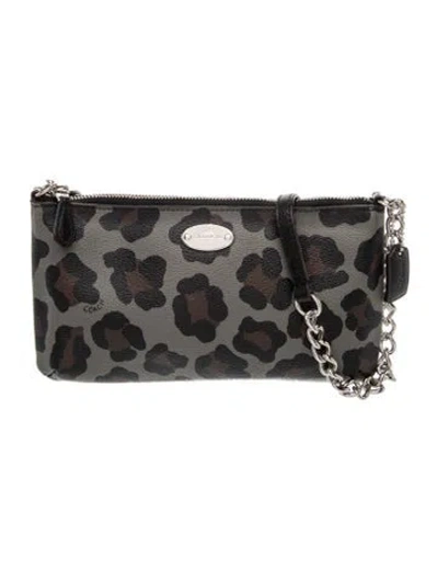 Pre-owned Coach Clutch In Gray