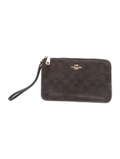 Pre-owned Coach Clutch In Gray