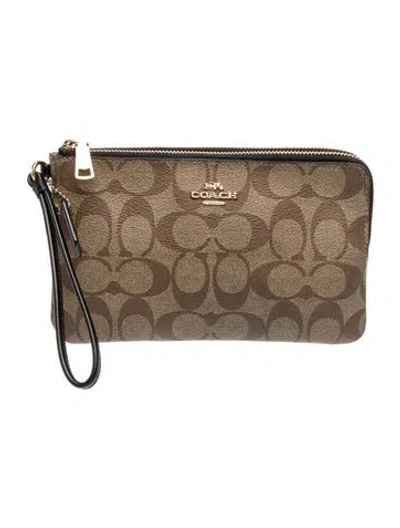 Pre-owned Coach Clutch In Neutral