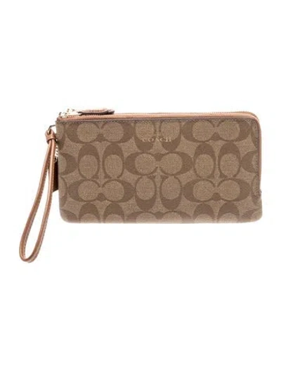 Pre-owned Coach Clutch In Neutrals