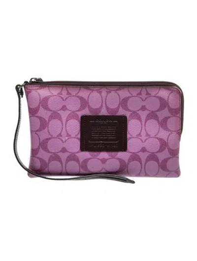 Pre-owned Coach Clutch In Purple