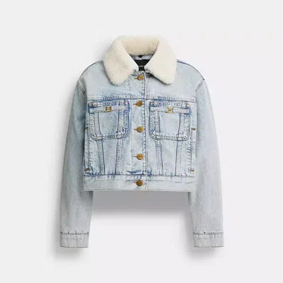 Coach Cropped Heritage C Denim Trucker Jacket In Organic Cotton With Shearling Collar In Blue