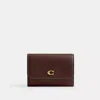 Coach Essential Flap Card Case In Multi