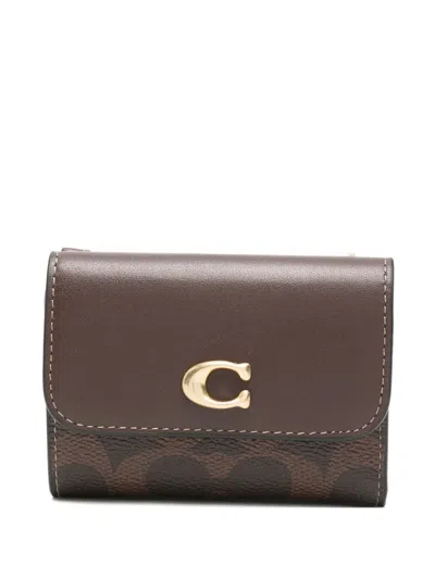 Coach Essential Logo Wallet In Brown