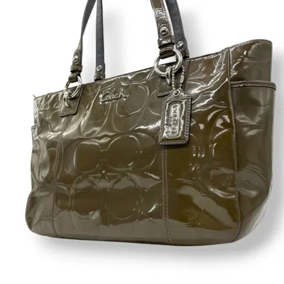 Pre-owned Coach Green Khaki Metallic Patent Leather Shoulder Bag Tote Bag ()