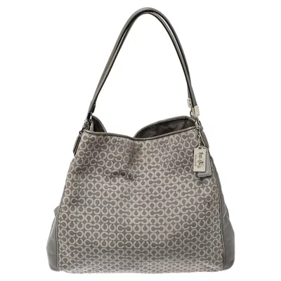 Pre-owned Coach Grey Signature Canvas And Leather Edie 31 Shoulder Bag