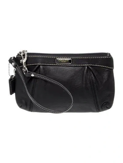 Pre-owned Coach Leather Clutch In Black