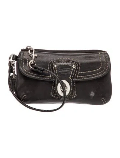 Pre-owned Coach Leather Clutch In Black