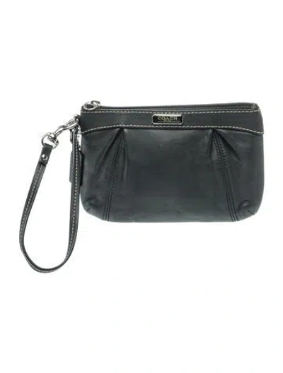 Pre-owned Coach Leather Clutch In Black