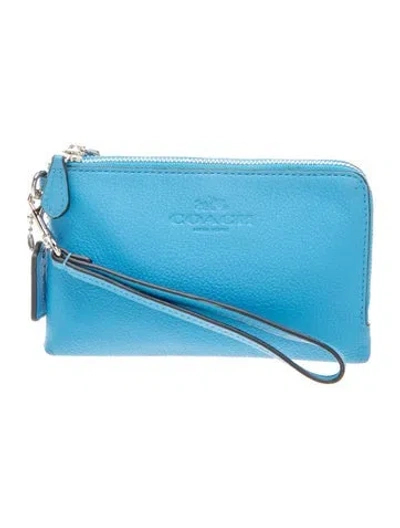 Pre-owned Coach Leather Clutch In Blue