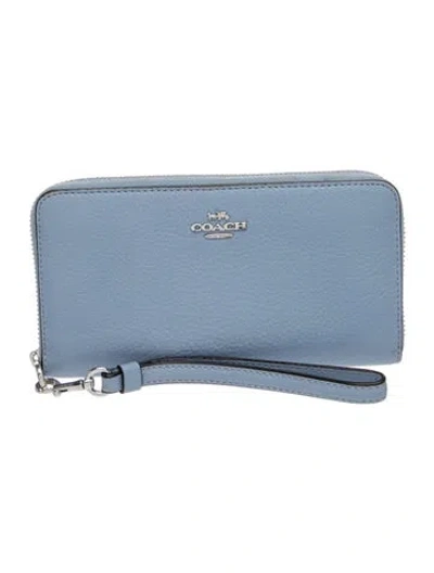 Pre-owned Coach Leather Clutch In Blue