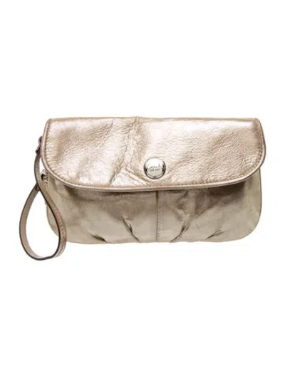 Pre-owned Coach Leather Clutch In Metallic/silver