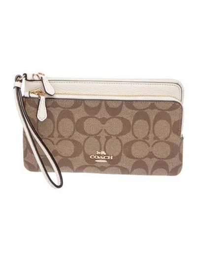 Pre-owned Coach Leather Clutch In Neutral