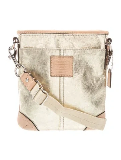 Pre-owned Coach Leather Clutch In Neutral