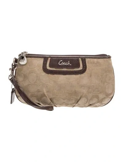 Pre-owned Coach Leather Clutch In Neutrals