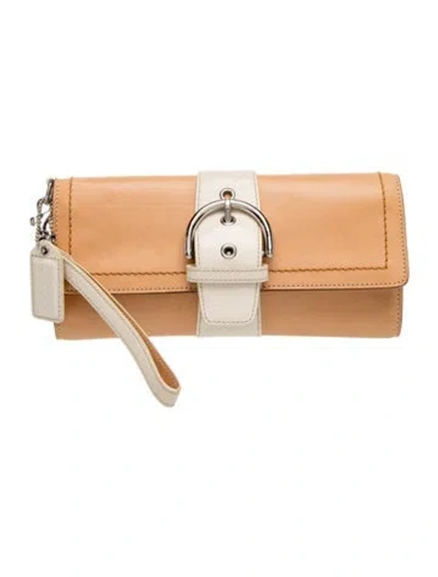 Pre-owned Coach Leather Clutch In Neutrals