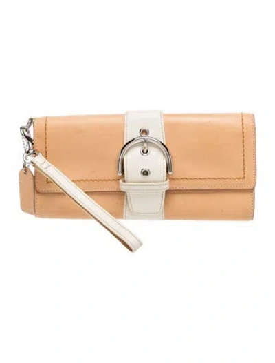 Pre-owned Coach Leather Clutch In Neutrals