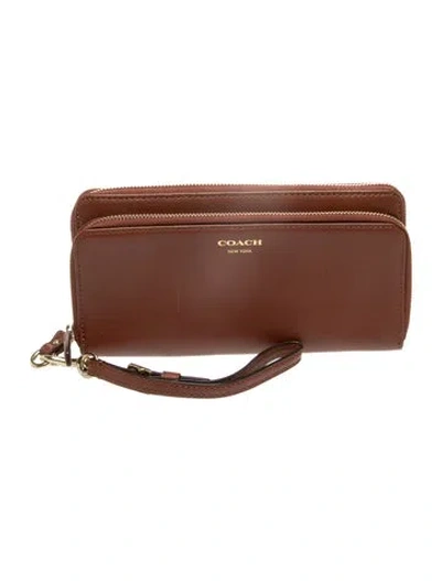 Pre-owned Coach Leather Crossbody Bag In Brown