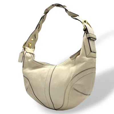 Pre-owned Coach Leather Handbag Shoulder Bag () In White