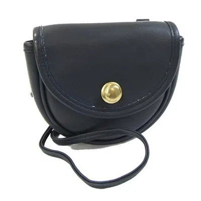 Pre-owned Coach Leather Pochette Shoulder Bag () In Black